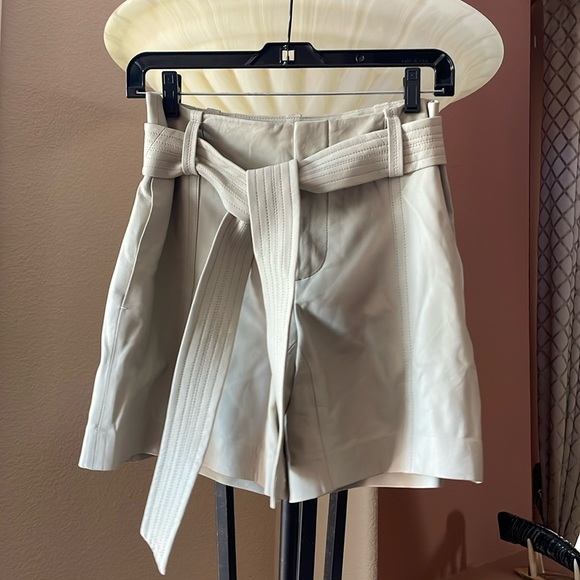 Almost new Vince lamp leather shorts with belt